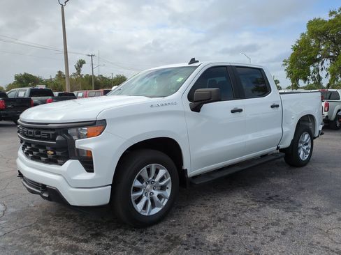 Certified 2023 Chevrolet Silverado 1500 Custom image 8