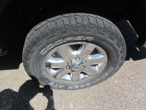 Used 2014 Ford F150 XLT w/ Equipment Group 302A Luxury AWD/4WD image 8
