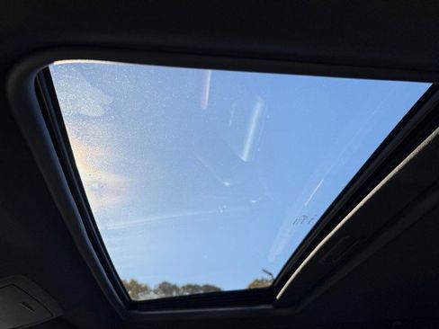 Used 2008 Dodge Challenger SRT8 image 4