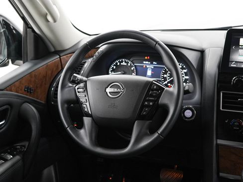 Used 2022 Nissan Armada SL AWD/4WD image 14