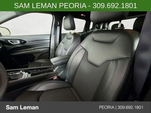 New 2026 Jeep Compass Latitude AWD/4WD image 20