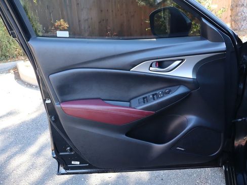 Used 2018 MAZDA CX-3 Touring w/ Preferred Equipment Package image 23