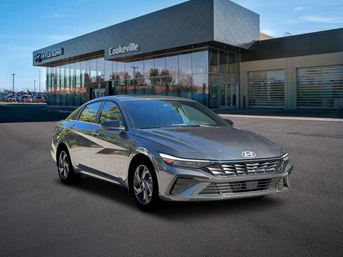 New 2026 Hyundai Elantra SEL Sport Premium FWD image 11