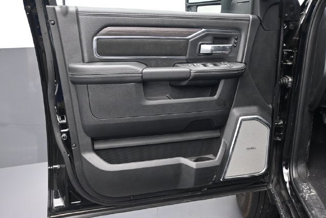 New 2026 RAM 3500 Laramie AWD/4WD image 21