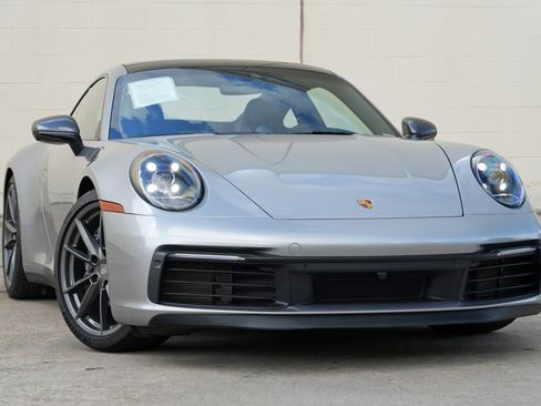 Used 2024 Porsche 911 Carrera T RWD image 4