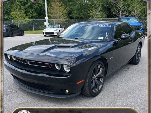Used 2017 Dodge Challenger R/T w/ Cold Weather Group image 1