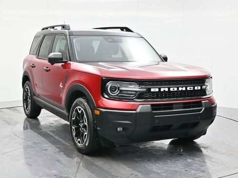 New 2026 Ford Bronco Sport Outer Banks image 3