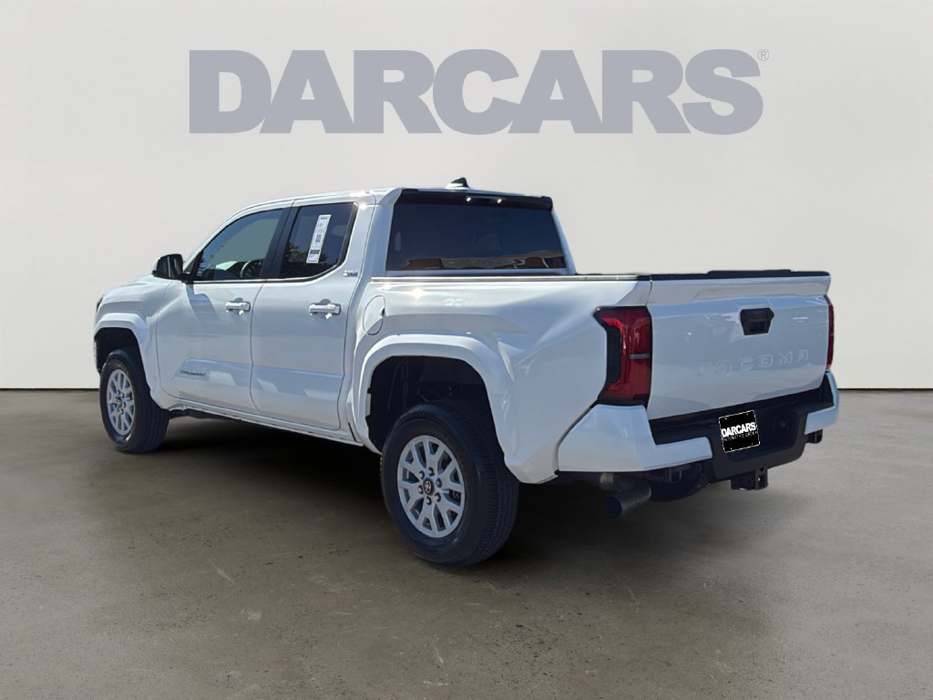 Used 2026 Toyota Tacoma SR5 RWD image 5