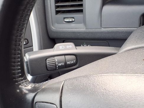 Used 2010 Volvo XC60 T6 image 22