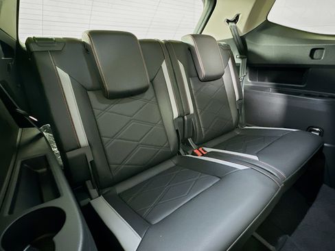 New 2026 Volkswagen Atlas Peak Edition AWD/4WD image 26