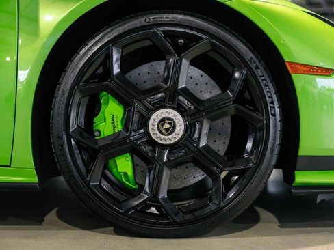 Used 2023 Lamborghini Huracan Tecnica image 33