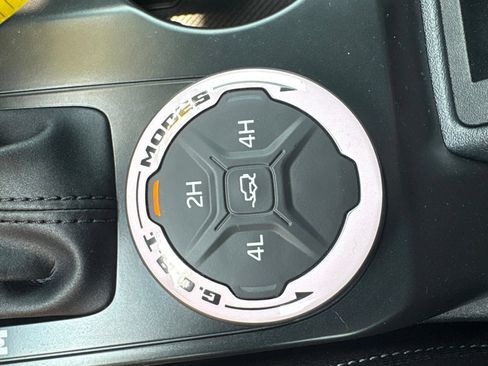 Certified 2025 Ford Bronco Outer Banks AWD/4WD image 29