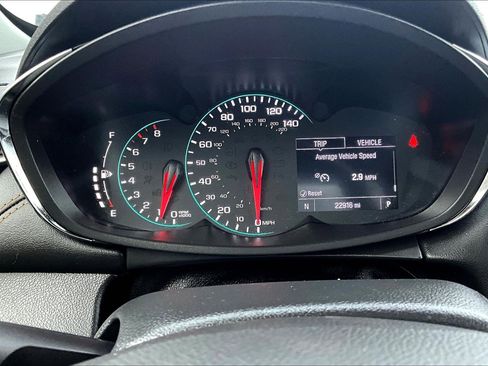 Used 2020 Chevrolet Trax LT w/ LT Convenience Package image 8