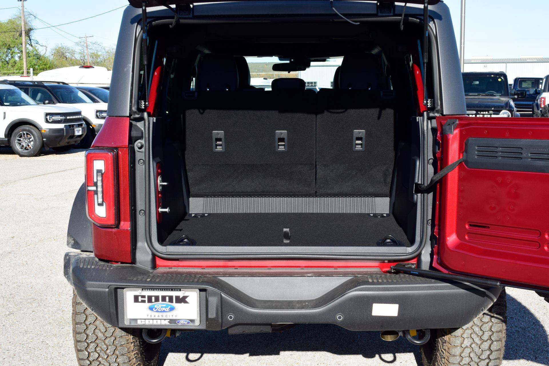 New 2026 Ford Bronco Badlands AWD/4WD image 21