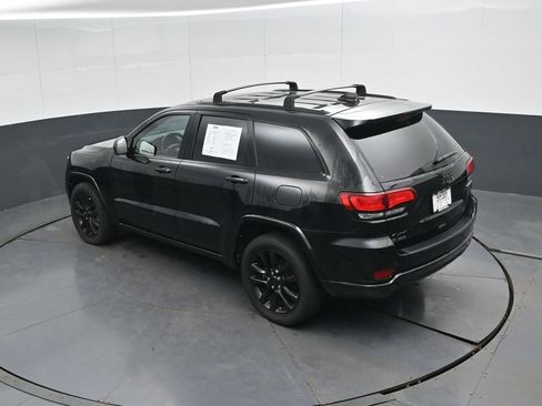 Used 2022 Jeep Grand Cherokee Laredo X image 54