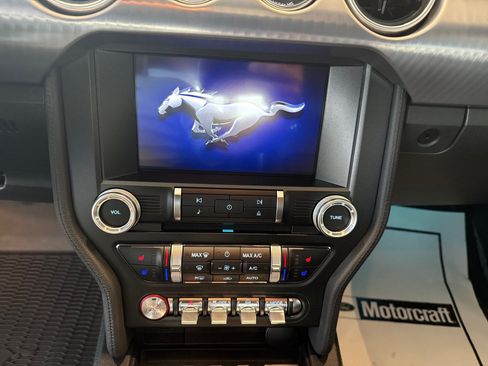 Used 2019 Ford Mustang Bullitt w/ Bullitt Electronics Package RWD image 11
