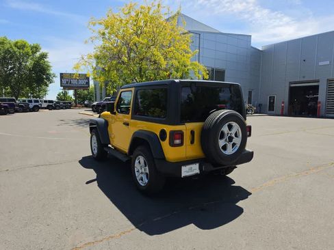 Used 2020 Jeep Wrangler Sport AWD/4WD image 11