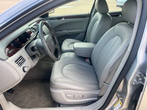 Used 2007 Buick Lucerne CXL w/ Luxury Package FWD image 12