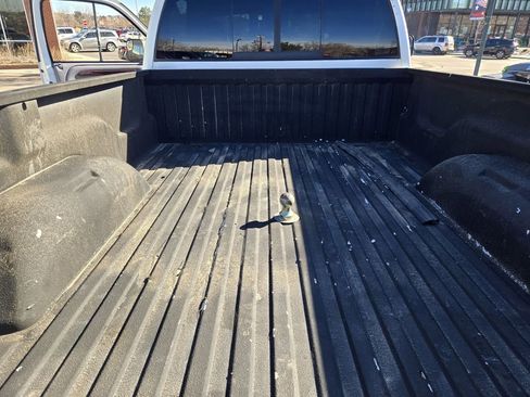 Used 1998 Dodge Ram 2500 Truck ST image 18