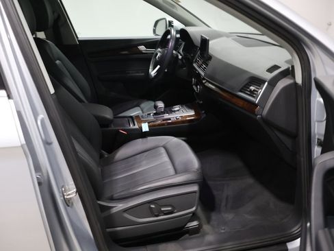 Used 2020 Audi Q5 2.0T Premium w/ Convenience Package image 23