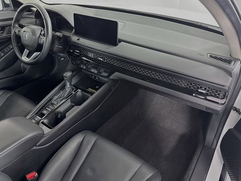 Certified 2024 Honda Accord Touring image 30