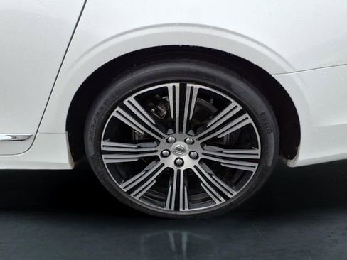 Used 2022 Volvo S90 B6 Inscription w/ Advanced Package AWD/4WD image 13