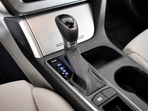 Used 2015 Hyundai Sonata SE image 29