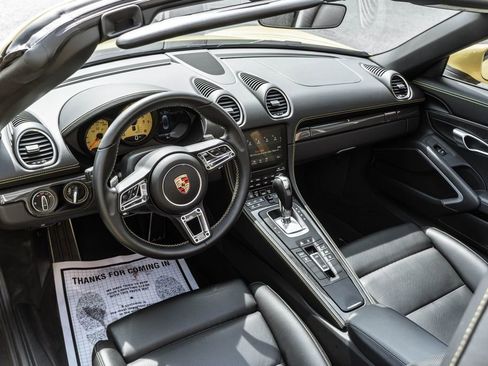 Used 2023 Porsche 718 Boxster S image 7