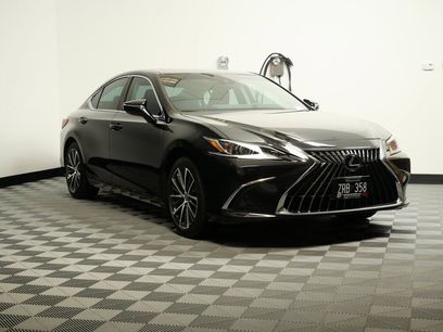 Certified 2025 Lexus ES 350 w/ Premium Package