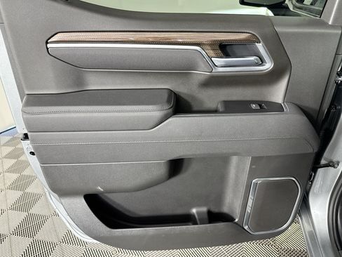 Used 2026 Chevrolet Silverado 1500 RST RWD image 23