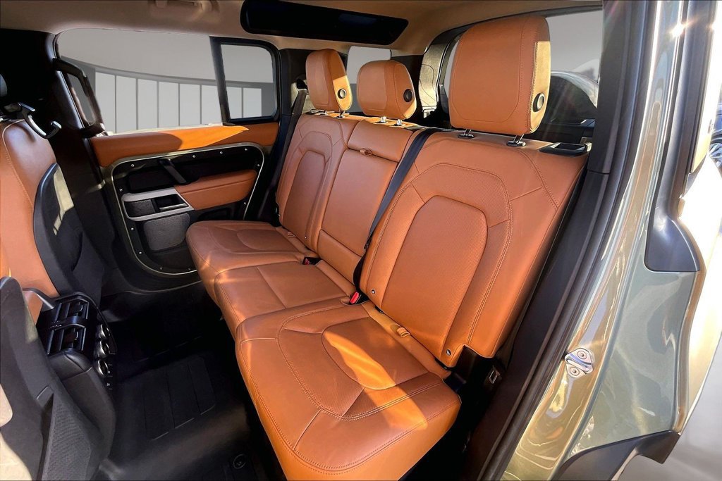 Certified 2024 Land Rover Defender 110 S AWD/4WD image 20