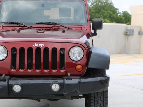 Used 2010 Jeep Wrangler Rubicon w/ PWR Convenience Group AWD/4WD image 19
