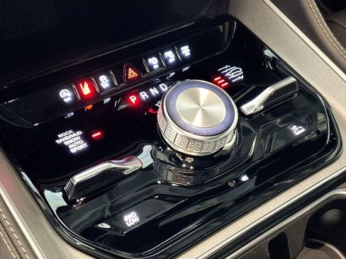 New 2026 Jeep Grand Wagoneer Limited AWD/4WD image 18