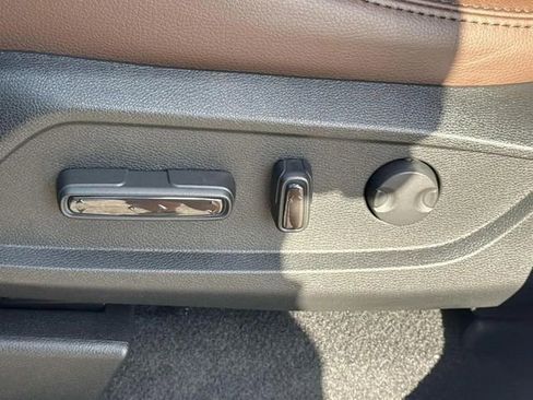 New 2026 Honda Pilot Touring image 11