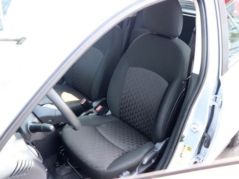 Used 2024 Mitsubishi Mirage ES FWD image 11