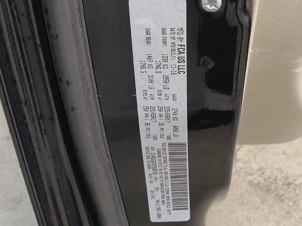Used 2019 Dodge Grand Caravan SE FWD image 33