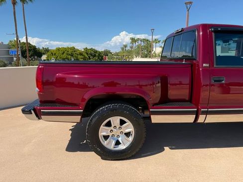 Used 1995 Chevrolet Silverado 1500 4x4 Regular Cab image 27