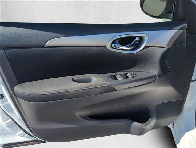 Used 2015 Nissan Sentra S FWD image 10