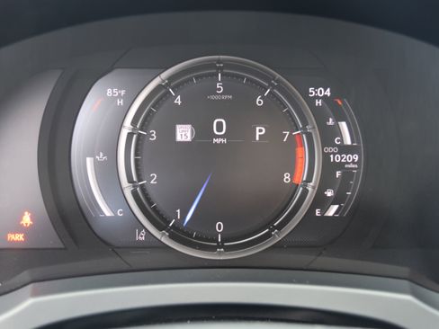 Used 2024 Lexus IS 500 RWD image 23