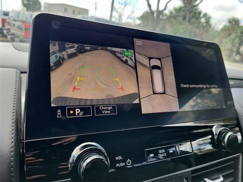 Used 2024 Nissan Armada SL w/ Midnight Edition Package image 22