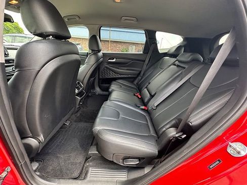 Used 2020 Hyundai Santa Fe SEL FWD image 17
