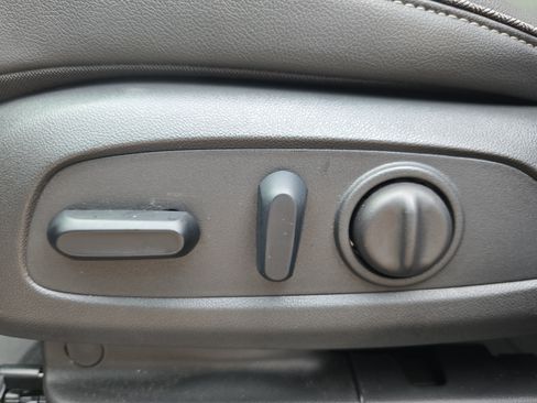 Used 2024 Buick Encore GX Preferred w/ Comfort Package FWD image 27