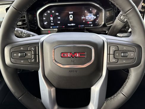 New 2026 GMC Sierra 1500 Elevation image 24