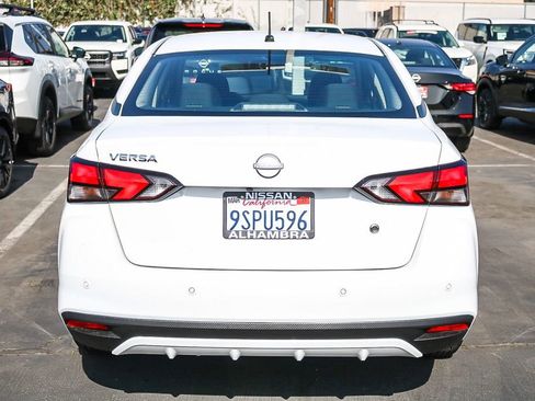 Certified 2025 Nissan Versa S w/ Trunk Package image 7