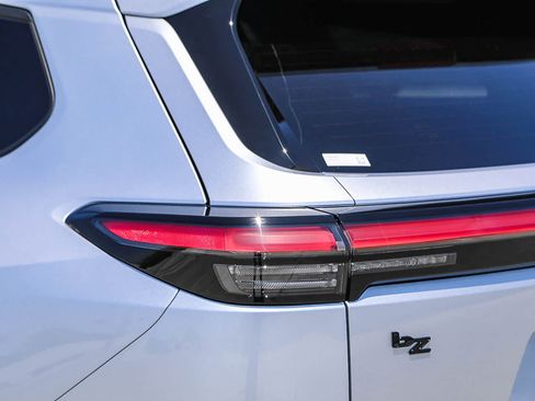 New 2026 Toyota bZ Woodland AWD/4WD image 9