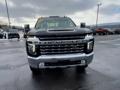 Used 2023 Chevrolet Silverado 2500 LTZ w/ LTZ Convenience Package AWD/4WD image 3