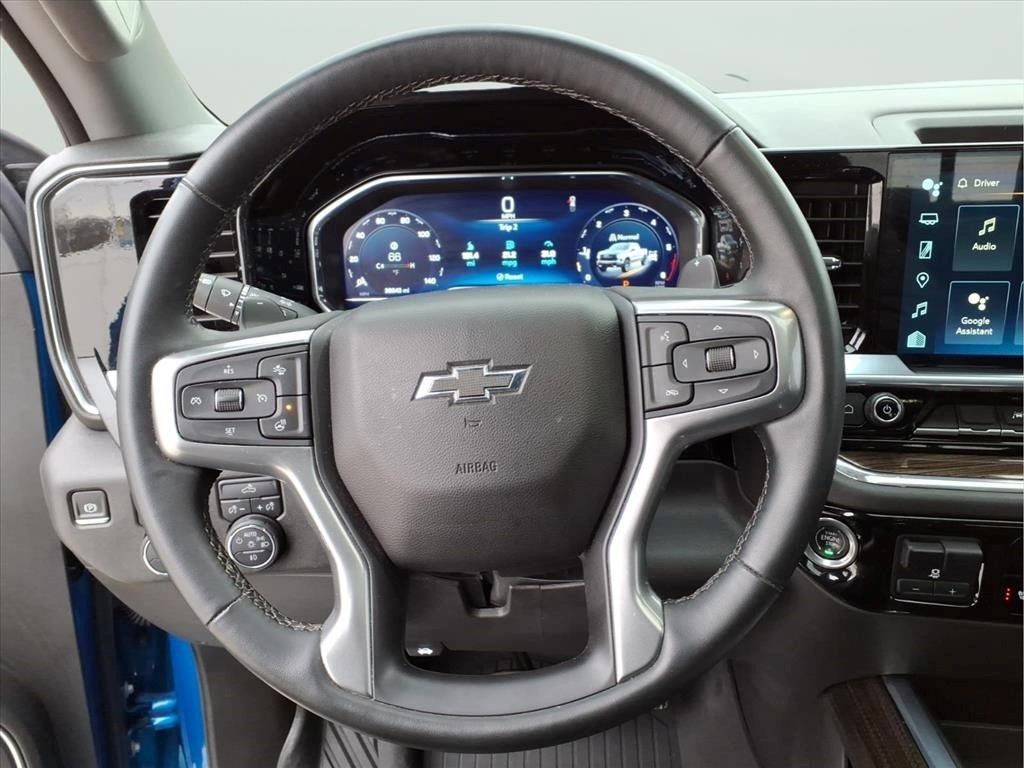 Certified 2024 Chevrolet Silverado 1500 LT Trail Boss w/ Convenience Package II AWD/4WD image 22