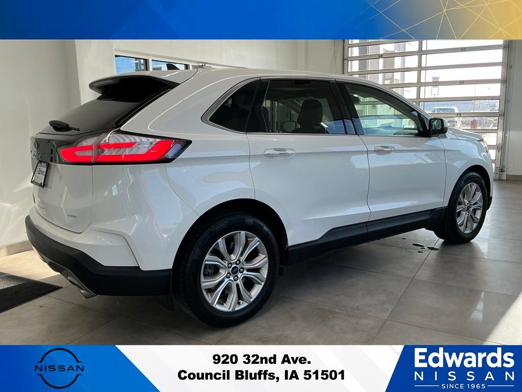 Used 2021 Ford Edge Titanium AWD/4WD image 8