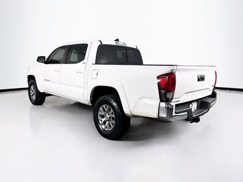 Used 2018 Toyota Tacoma SR5 image 7