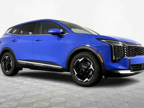 New 2026 Kia Sportage EX FWD image 3